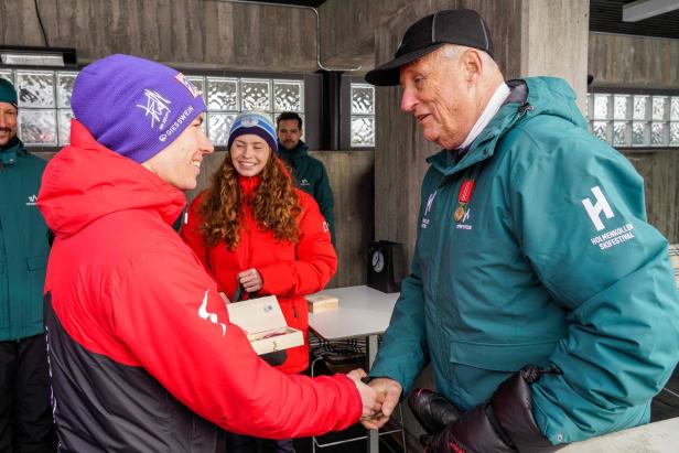 SKI-JUMPING-NOR-AUT-ROYALS Stefan Kraft gewinnt das Springen am Holmenkollen in Oslo