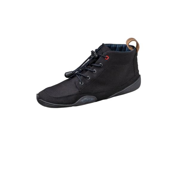 Ein schwarzer Wildling-Barfußschuh mit Schnürsenkeln und brauner Schlaufe.
