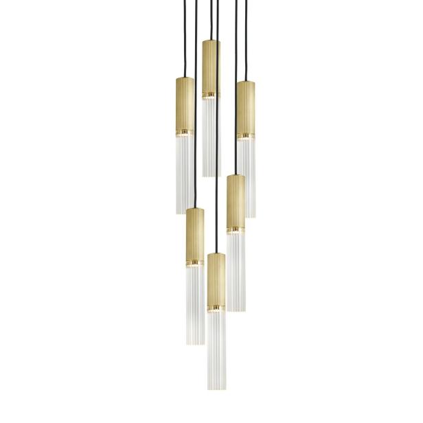 Eine Hängeleuchte mit mehreren zylindrischen Lampen aus geriffeltem Gold und klarem Glas.