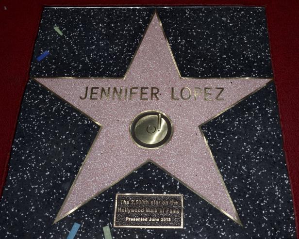 Jennifer Lopez bekam Stern auf dem "Walk of Fame"