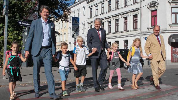 Schulanfang heißt Vorrang für Kinder