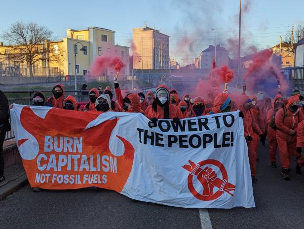 Dritte Aktion der Klimaaktivisten: Über 1.000 Teilnehmer bei Demo in Wien