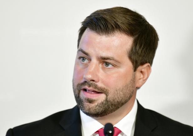 174 Petitionen ans Parlament - aber wen interessiert das?