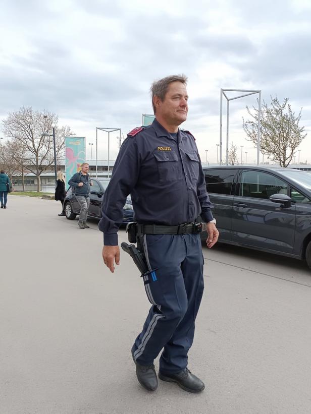 Wiener Grätzelpolizist: "Man wird immer mehr zum Seelsorger"