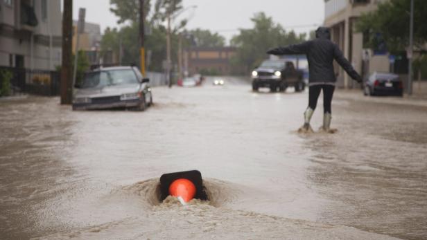 100.000 Menschen fliehen vor Hochwasser