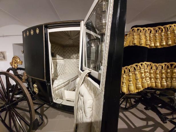 Prunkwagen des Kaisers im größten privaten Kutschenmuseum Europas