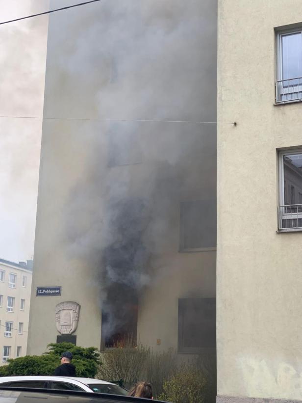 Brand aus in Meidling: Fünf Personen verletzt