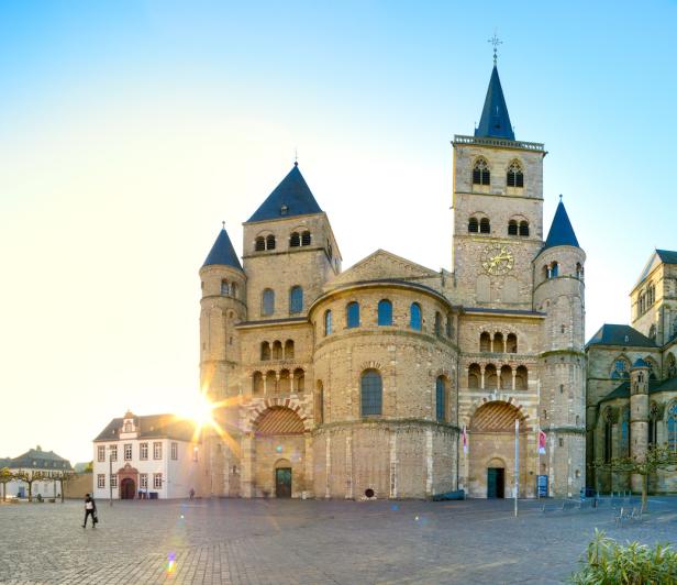 Trier: Dom St. Peter mit Liebfrauenkirche, UNESCO Weltkulturerbe.