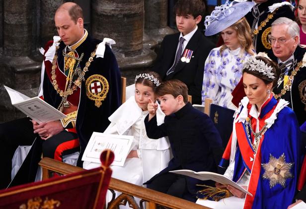 Krönung: Kate zollt mit Schmuck Elizabeth II. und Diana Tribut