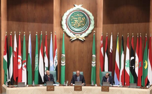 Arab League foreign ministers attend emergency meeting in Cairo