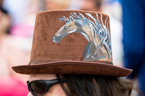Kentucky Derby: Die schrägsten Hüte des US-Pferderennens
