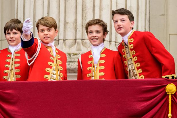 Prinz William: Angebliche Affäre nahm trotz Gerüchten an Krönung teil