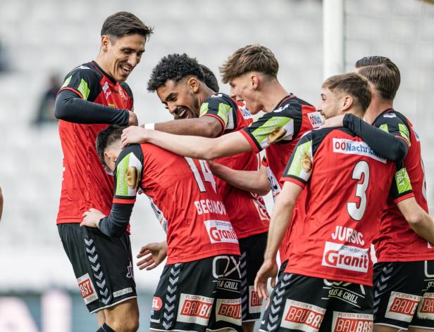 FUSSBALL: ADMIRAL BUNDESLIGA: WSG SWAROVSKI TIROL - SV GUNTAMATIC RIED