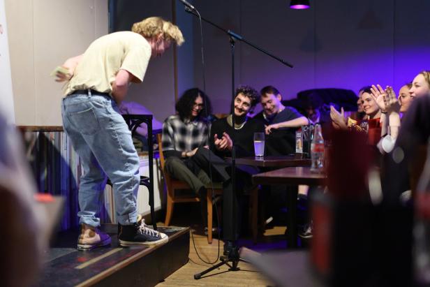 Von Stand-up und Tagebuchlesungen: Eine Bühne für Jeden