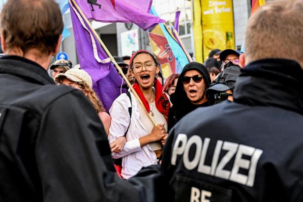 Protest in Berlin as left-wing extremist Lina E. found guilty