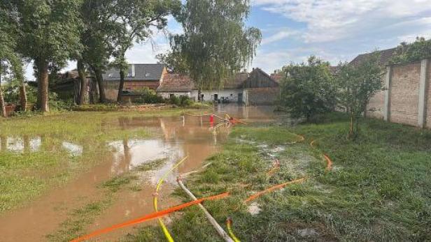 Überschwemmungen nach Starkregen im Bezirk Hollabrunn