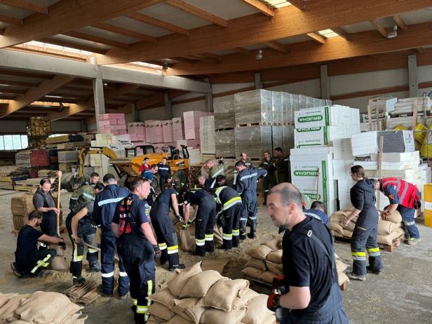 Hagel, Starkregen, Sturmböen: Unwetter sorgten für zahlreiche Einsätze