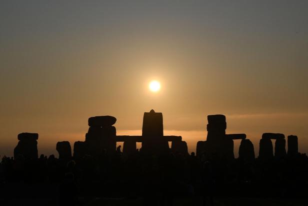BRITAIN-TRADITION-RELIGION-ARCHAEOLOGY-SOLSTICE