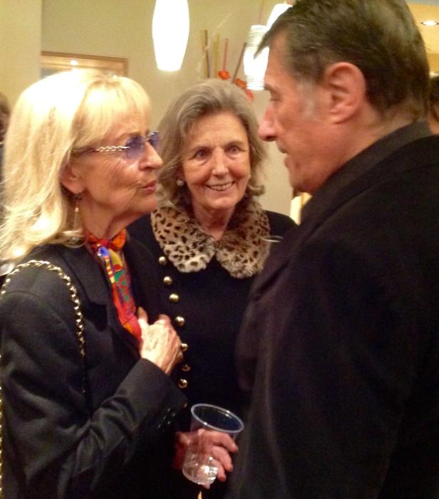 Backstage: Jürgens mit Ingeborg Unzeitig (M.) und Dagmar Koller