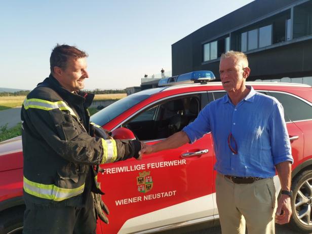 Produktionsgebäude in Wiener Neustadt stand in Flammen