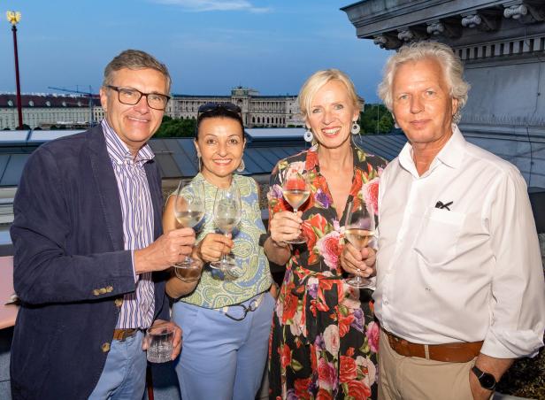 Club Cuvée: Eine Führung durch das neu renovierte Parlament