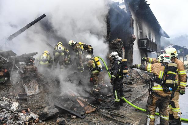 TIROL: EXPLOSION FORDERTE OFFENBAR MEHRERE VERLETZTE