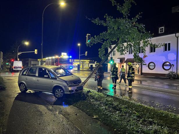 Unwetter in Kärnten: Wassereintritt im Krankenhaus Villach