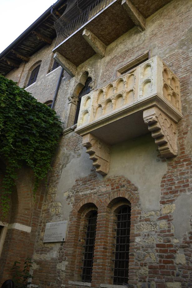 Radtour vom Reschensee über Gardasee nach Verona: Wo Salven krachen