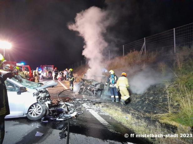 Alkounfall: 16-Jähriger tot, drei Opfer schwer verletzt