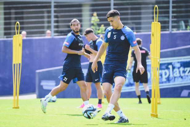 FUSSBALL: ADMIRAL BUNDESLIGA/ TRAININGSSTART FK AUSTRIA WIEN: