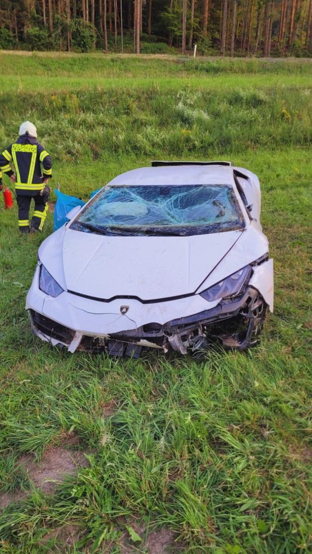 630-PS-Lambo Huracán in der Buckligen Welt geschrottet