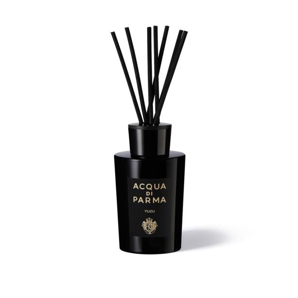 Ein schwarzer Raumduft-Diffuser von Acqua di Parma mit dem Duft Yuzu.