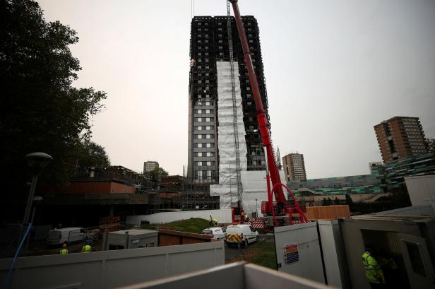 "Gefangen" in eigener Wohnung: Hohe Brandschutzkosten bereiten Briten Sorgen