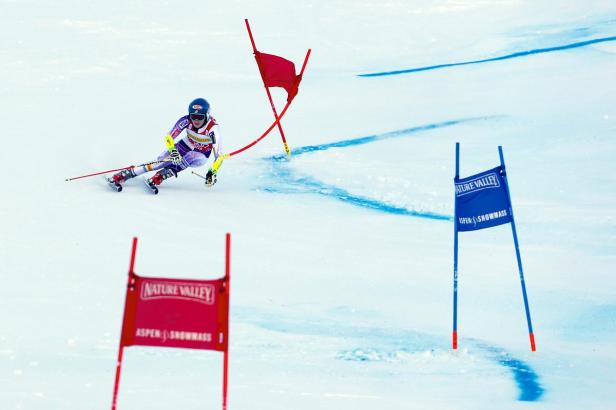 Eine Schneekönigin & viele alte Hasen im Ski-Zirkus