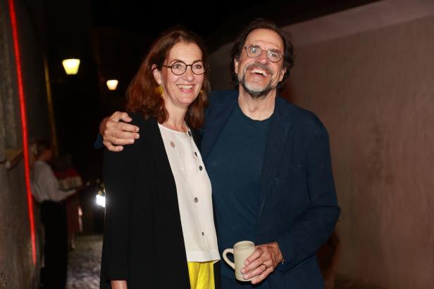 Valerie Pachner und Michael Maertens feierten mehr als eine Premiere beim "Jedermann"