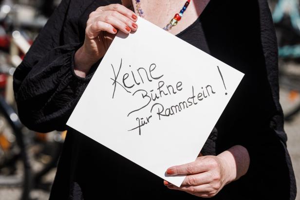 Rammstein live in Wien: Deutsch und hart und toxisch männlich - Musik -   › Kultur