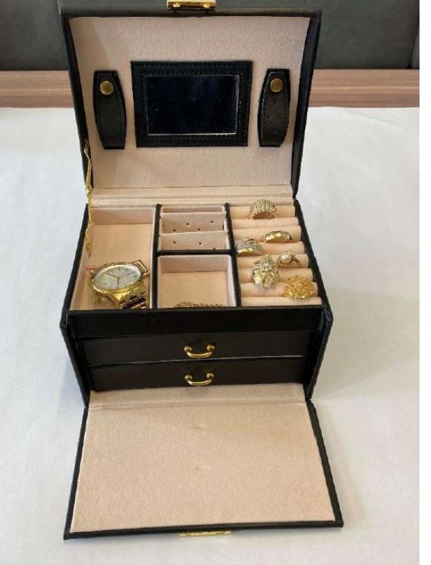 Polizei stellte Schmuck sicher und sucht nun Geschädigte