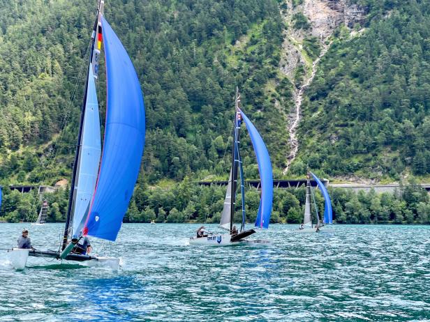 Segel-Action am Achensee: Erfolgreiche Premiere für Tornado EM