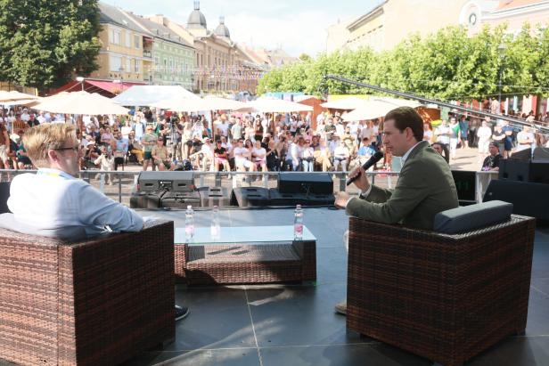 "No Woke Zone" in Ungarn – und dazwischen Sebastian Kurz