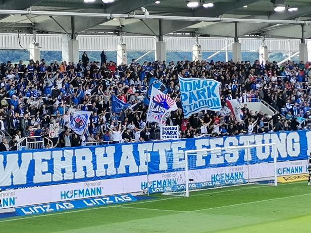 Blau Weiß Linz erstes Heimspiel Donaupark