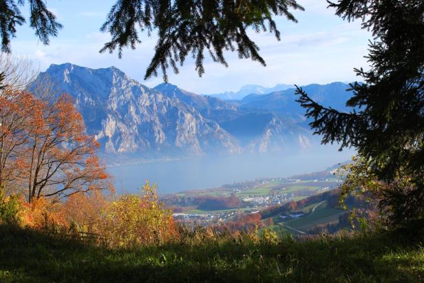 Österreichische Seen, die im Herbst einen Besuch wert sind