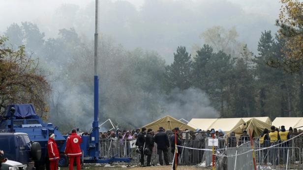 Zeltbrand in Brezice
