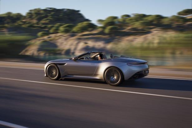 astonmartindb12volante15.jpg