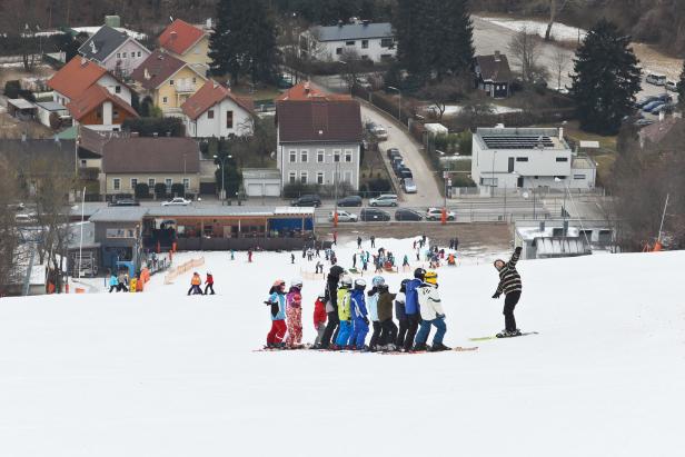Pistengaudi kehrt nach Penzing zurück: Neuer Anbieter für Skikurse