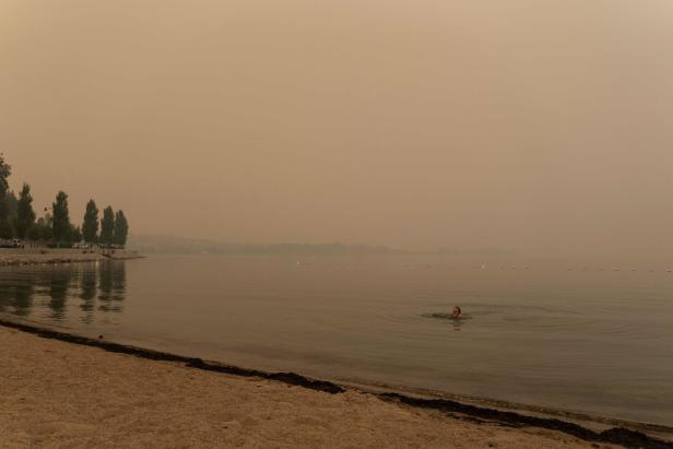 Zwei Waldbrände zu einem vereint: Lage in Kanada spitzt sich zu