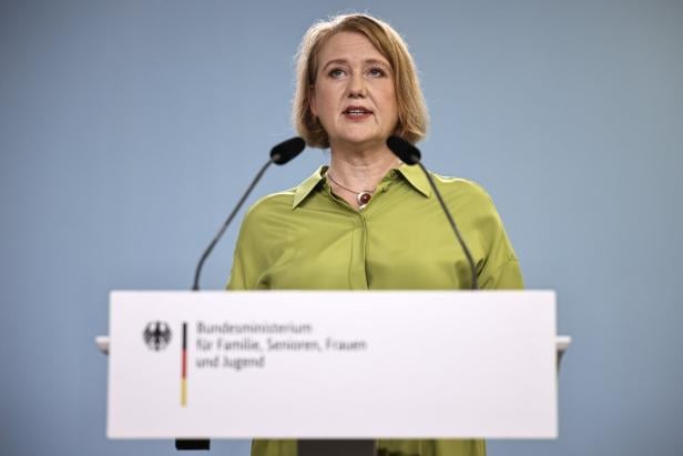 Familienministerin Lisa Paus bei einer Rede