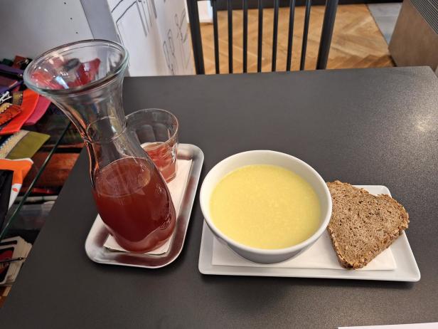 Café Viele Leute in Linz: Integrativer Ort der Begegnung