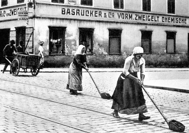 120 Jahren Wiener Linien: Welche Skurrilitäten schon mitfuhren