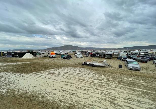 Eindrücke vom verschlammten Burning-Man-Festival in Nevada