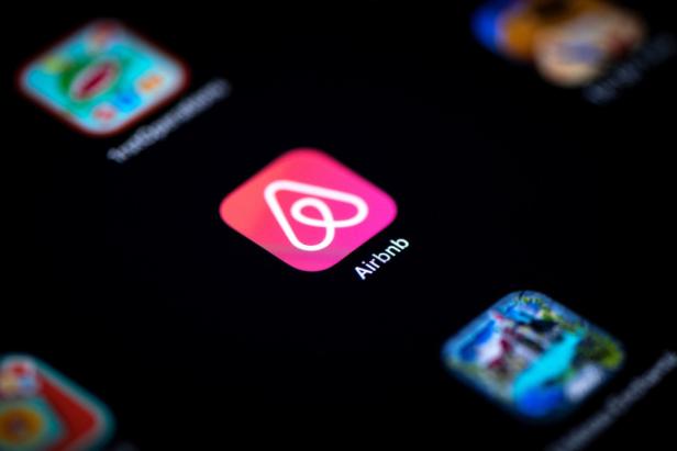 FILES-FRANCE-TOURISM-LODGING-AIRBNB Bis zu 5000 Euro Strafe: Strengere Regeln für Airbnb-Vermietung in Italien